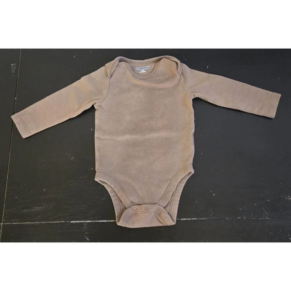 Old Navy Infant Boys (3)‎  Size 6-12 Months Long Sleeve One Piece